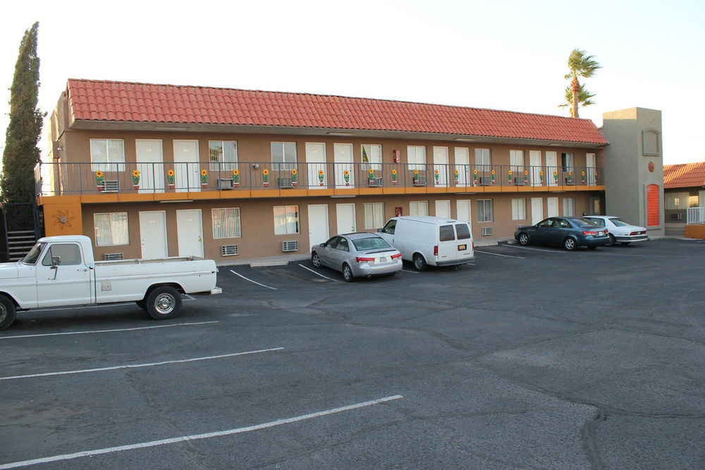 Rodeway Inn Tucson Exterior photo